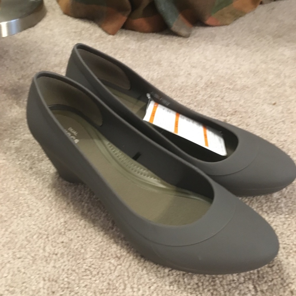 NWT super comfortable CROC wedges