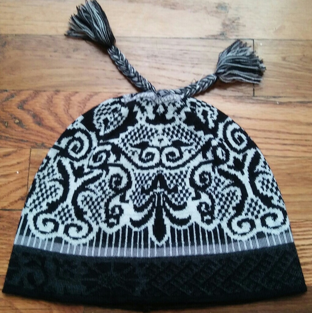 NWT Wool Blend Chloe  Beanie Hat