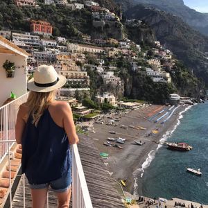 Meet your Posher, Nicole