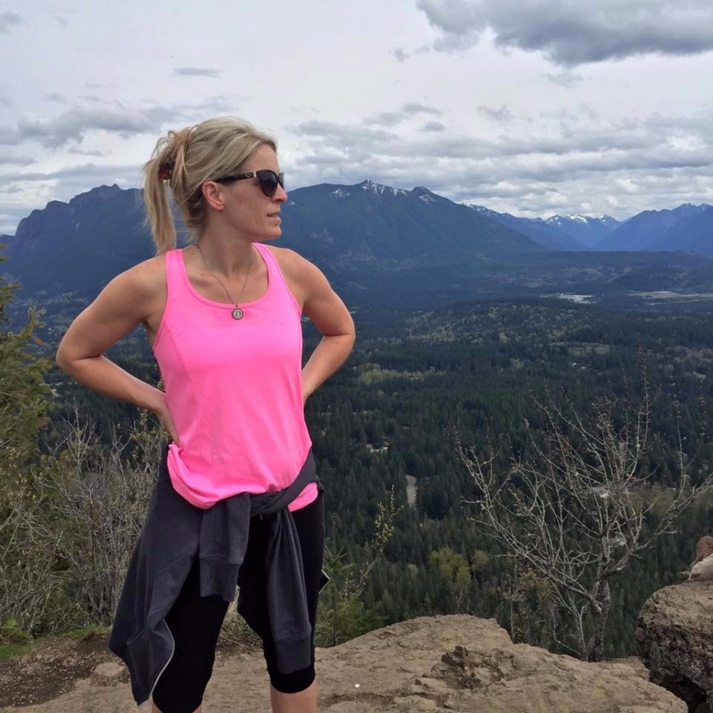 Meet your Posher, Darcy