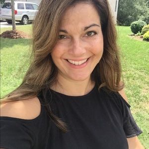 Meet your Posher, Denise