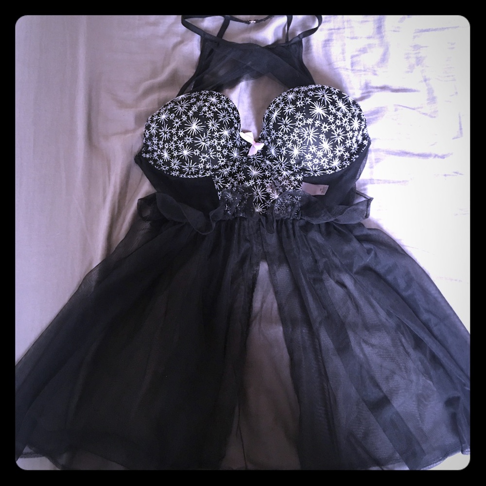 NWOT Victoria’s Secret Lingerie