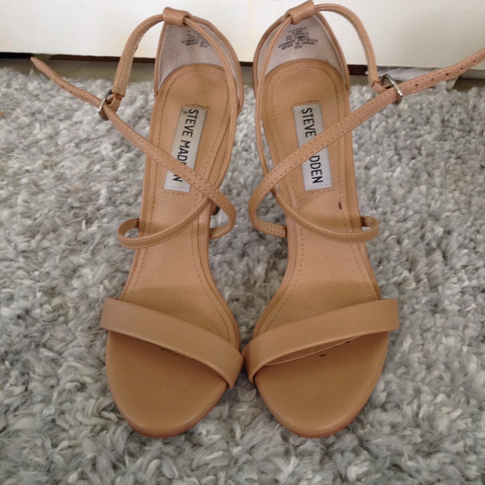 Steve Madden nude florria heel size 5.5