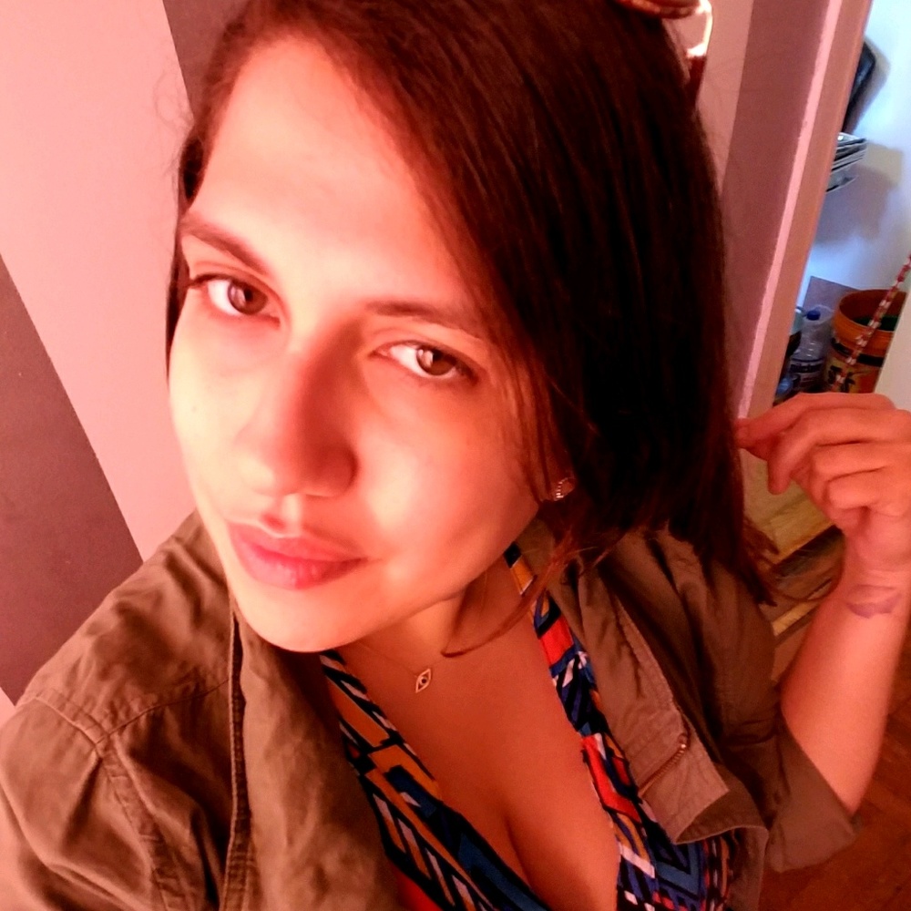 Meet your Posher, Jennifer