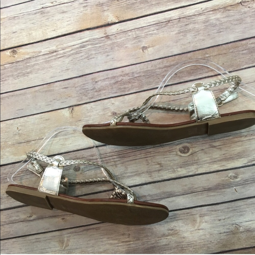 SOLD ☂️Sz 9M Steve Madden Gold Gladiator Sandals - Picture 5 of 8