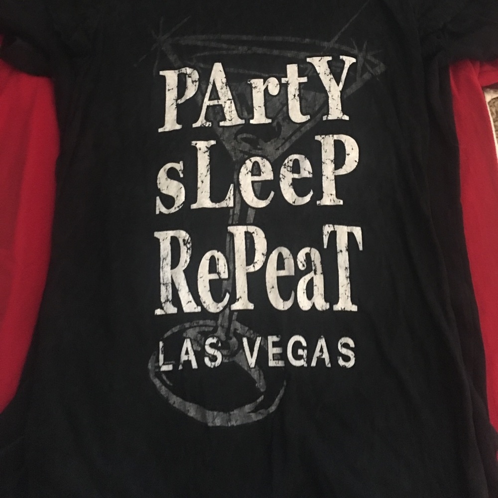 Vegas Tee