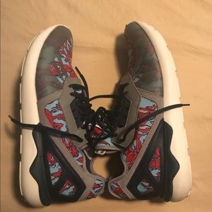 Adidas Tubular