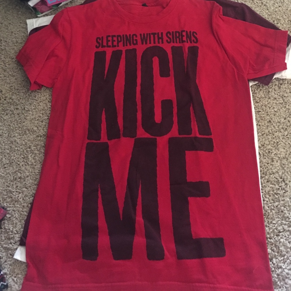 Sleeping with Sirens band tee