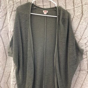 Adorable Relaxed Cardigan!