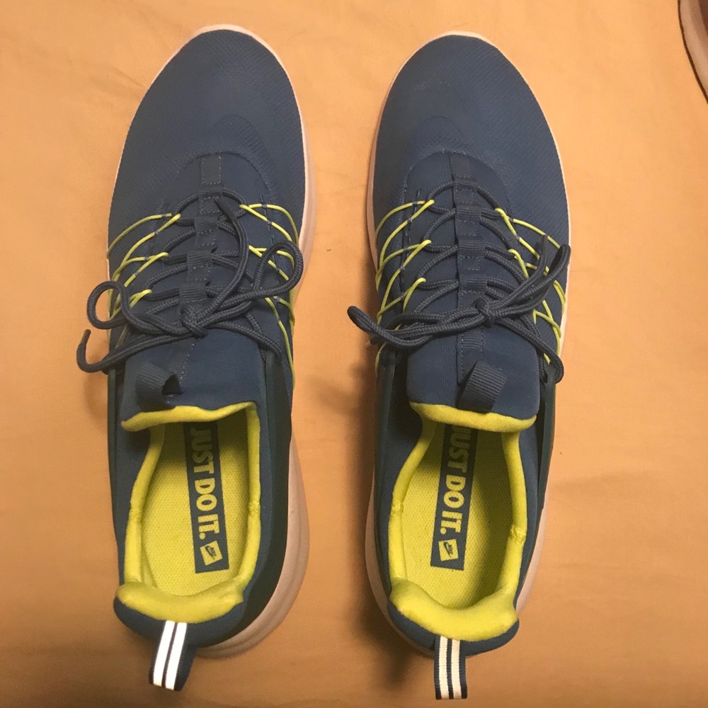 Nike Eclipse
