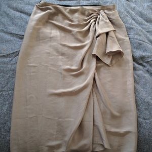 BCBGMaxAzria Midi Skirt Skirt Stella in Cinder