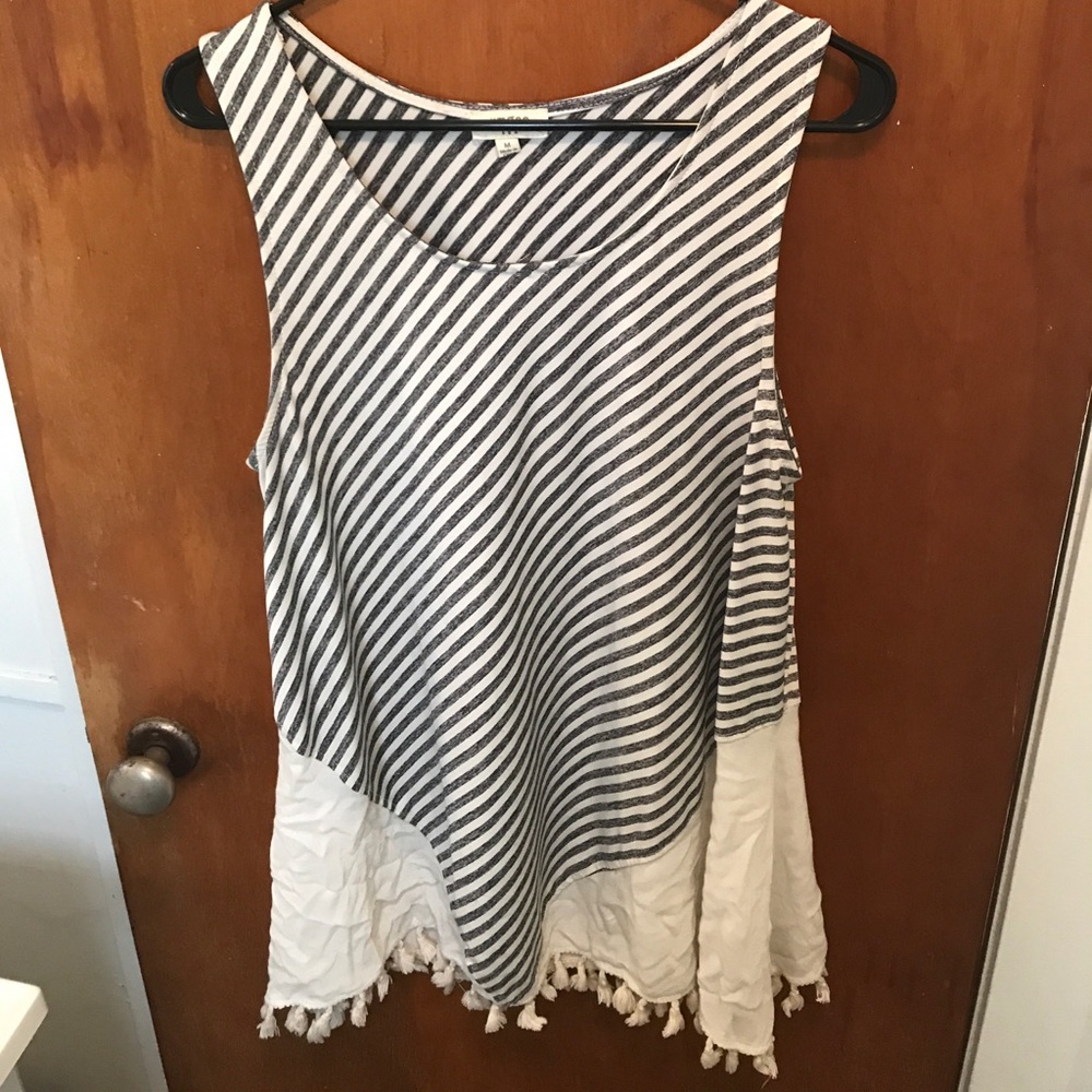 Umgee Tassel Tunic