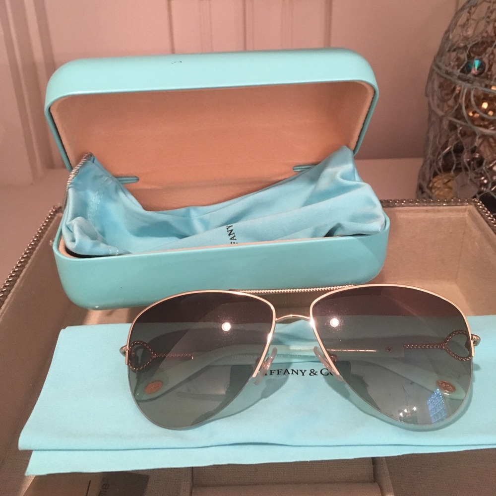 Tiffany & Co. Aviator sunglasses