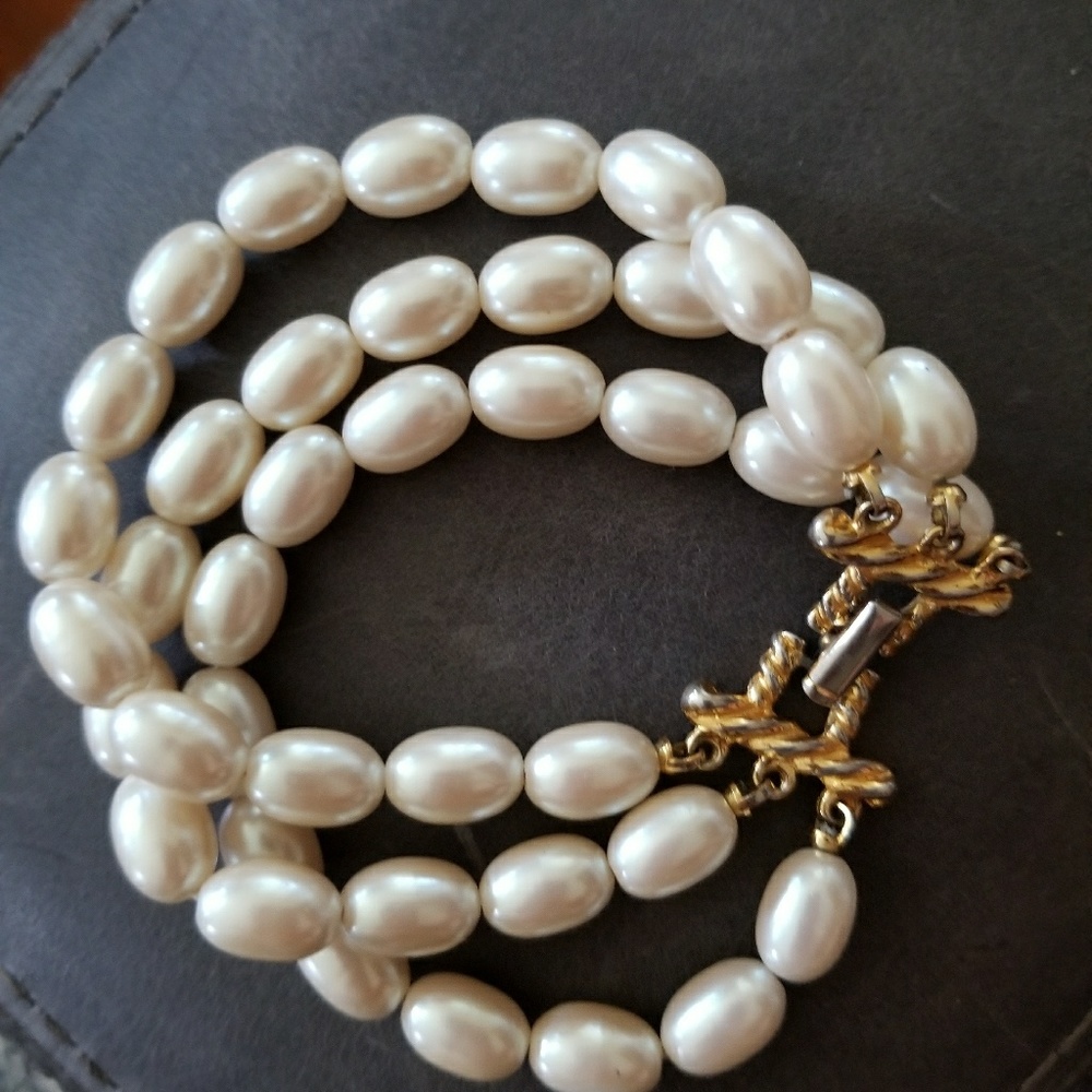 Vintage Pearl Bracelet