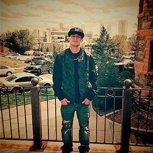 Meet your Posher, Justin