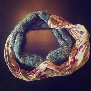 Free people wrap around scarf