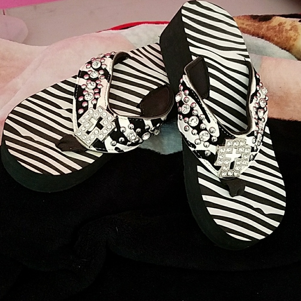 New Bling Flip Flops