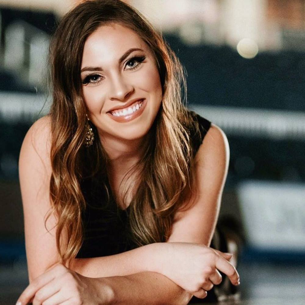 Meet your Posher, Maddie