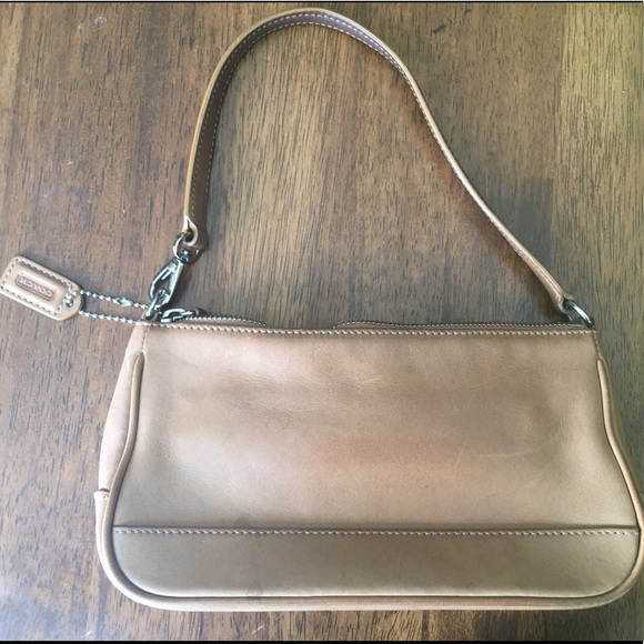 Coach small leather purse - Picture 1 of 7