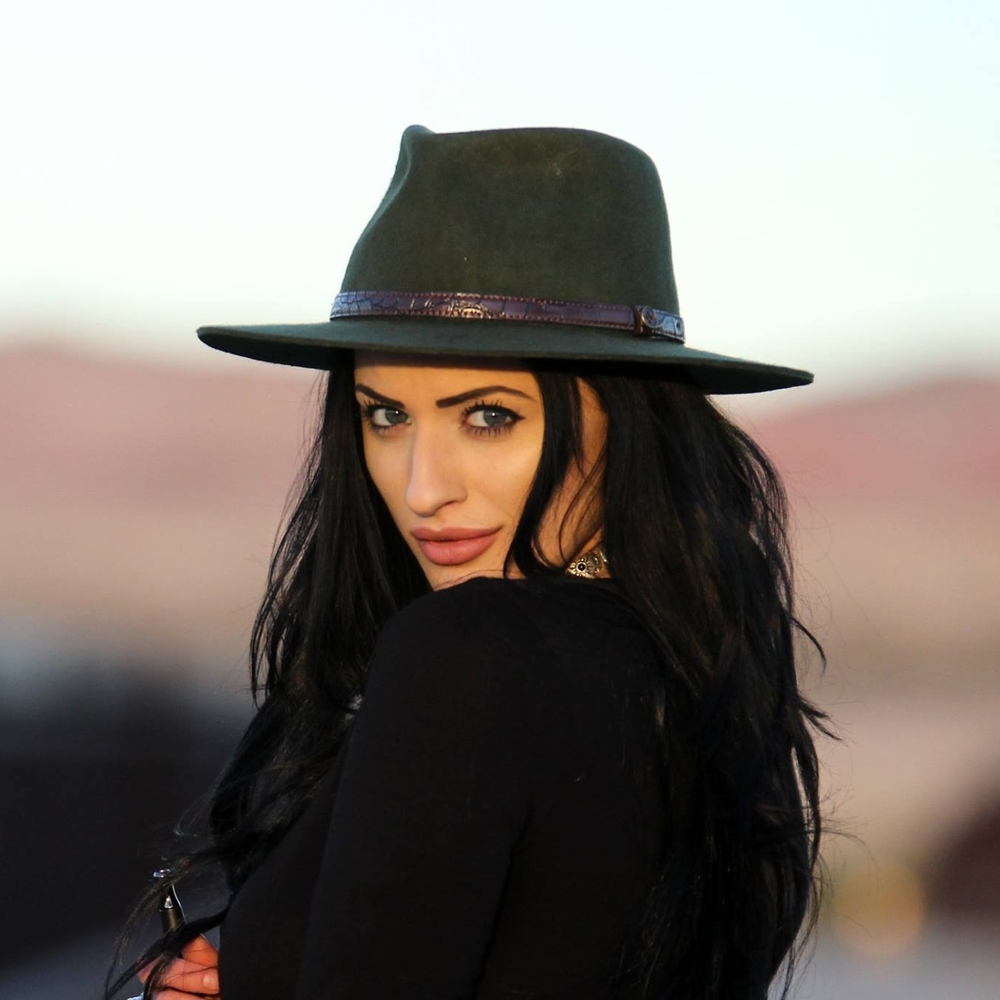 Meet your Posher, Kat