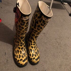 Cheetah rain boots