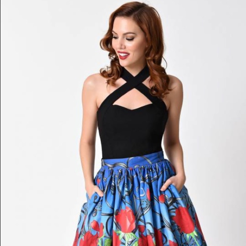 Rita Cross Cross Halter top