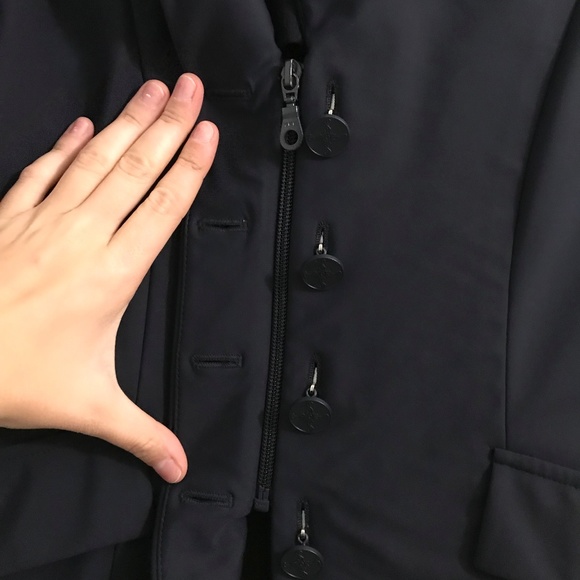 Treadstep Solo Show Coat - Picture 5 of 8