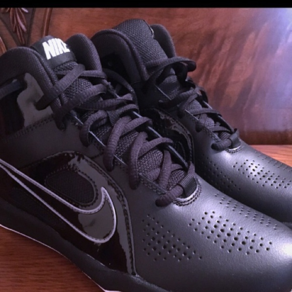 Nike high top shoes