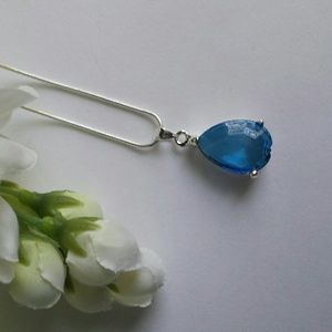 SILVER AND BLUE NECKLACE
