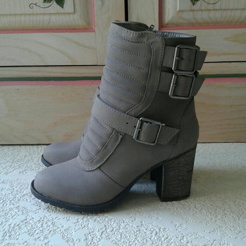 Bamboo Rattle-07 ribbed moto boot in grey