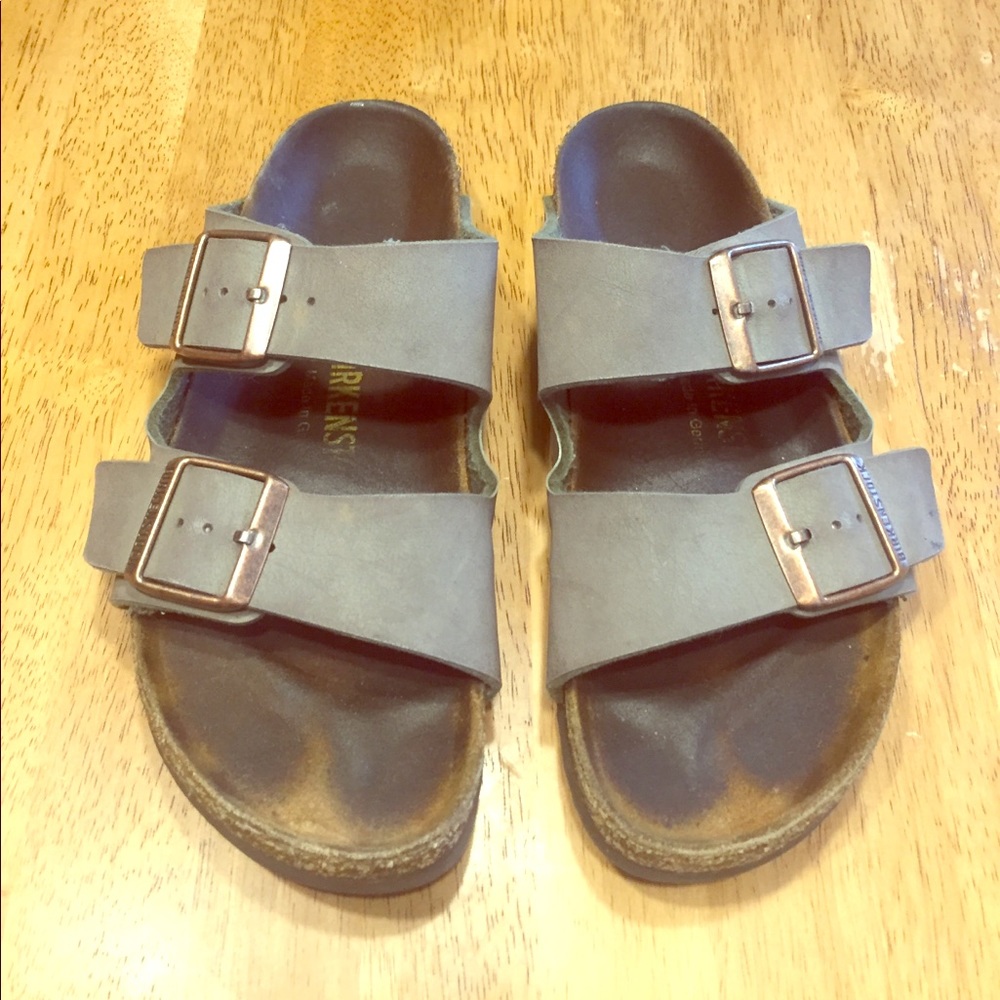 Stone-color Arizona Birkenstock sandals size  37