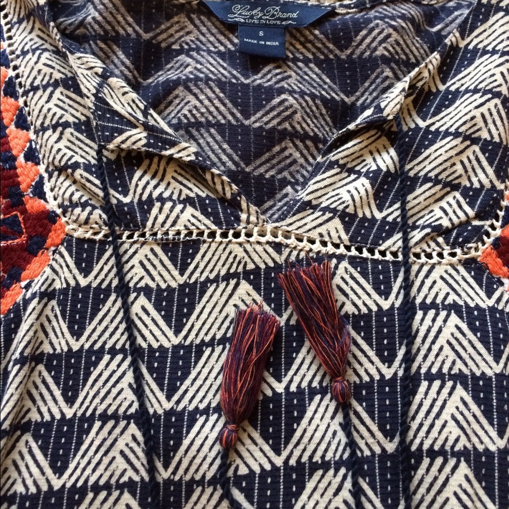 Women's Lucky Brand tribal print shirt. Size S. - Picture 3 of 5