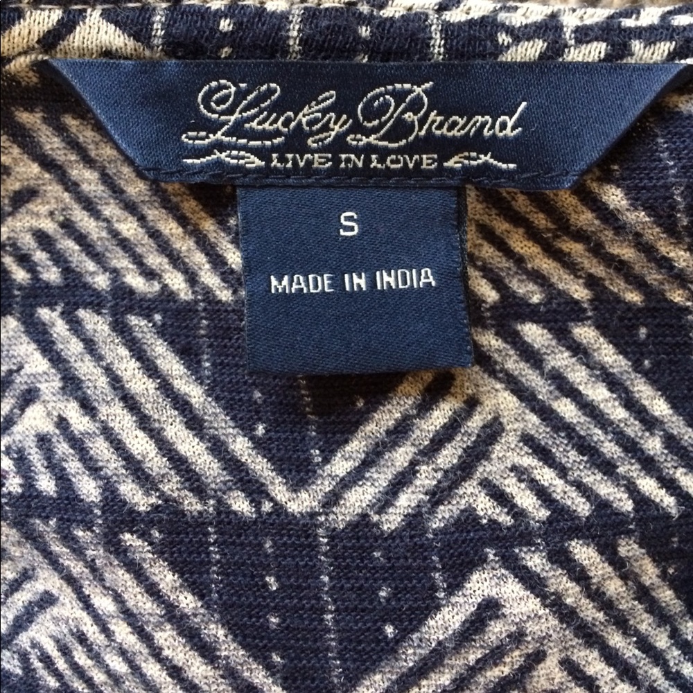 Women's Lucky Brand tribal print shirt. Size S. - Picture 4 of 5
