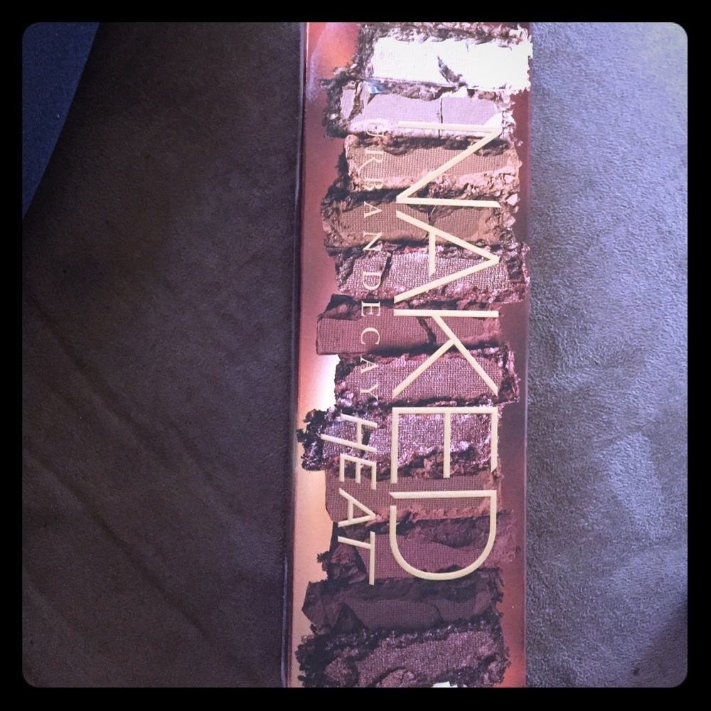 Urban decay naked heat pallete