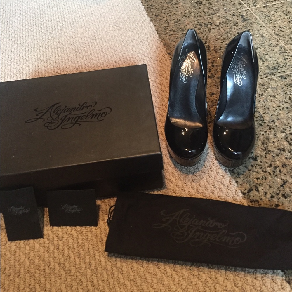 Alejandro Ingelmo Platform Pump - image 6