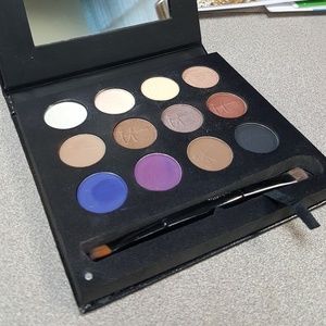 IT Cosmetics Luxe Eyeshadow Palette