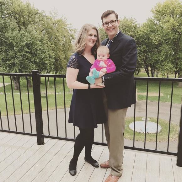 Meet your Posher, Elizabeth - Picture 2 of 2