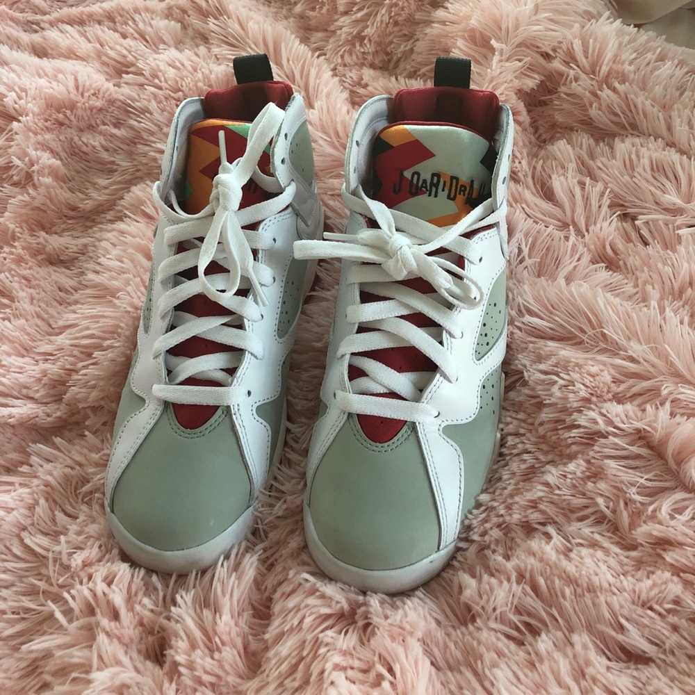 Air Jordan hare 7s size 5y