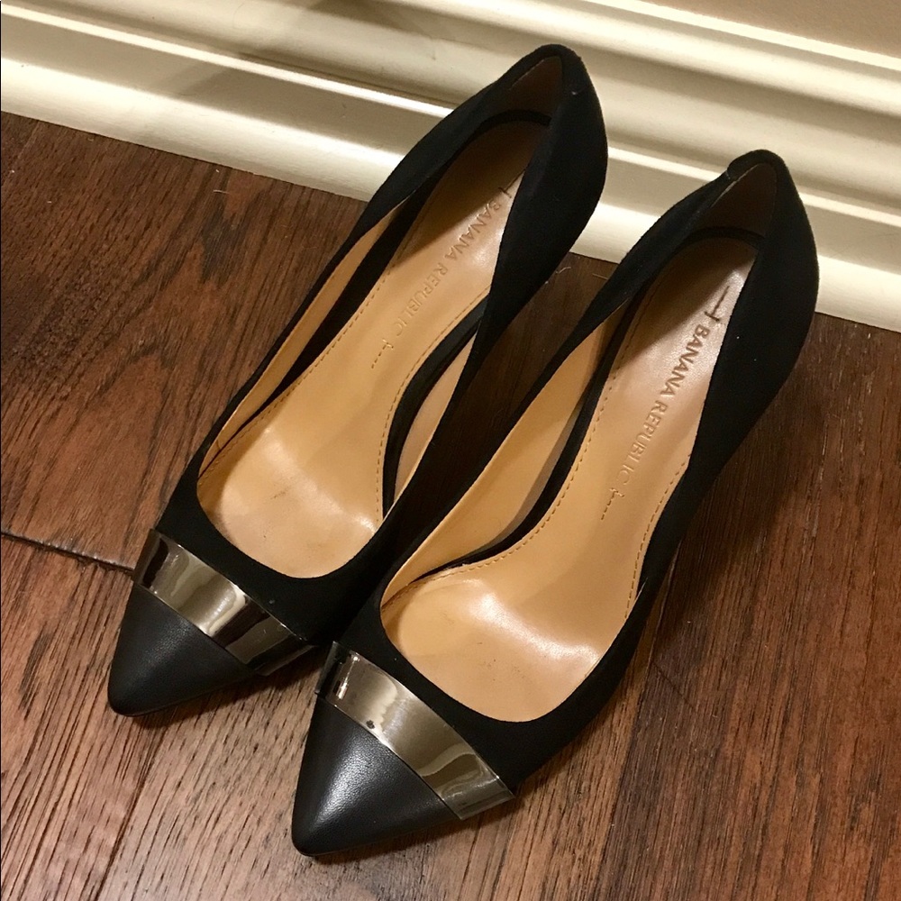 Banana Republic Pumps size 6.5