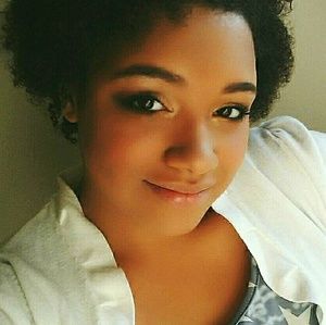 Meet your Posher, Sierra