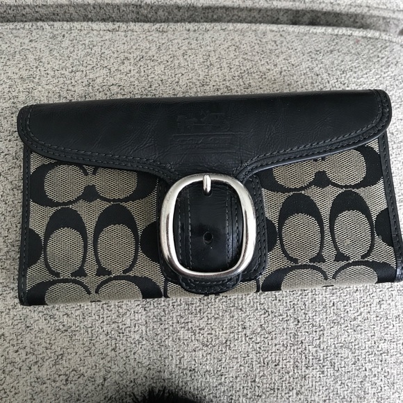 Coach Handbags - Coach wallet
