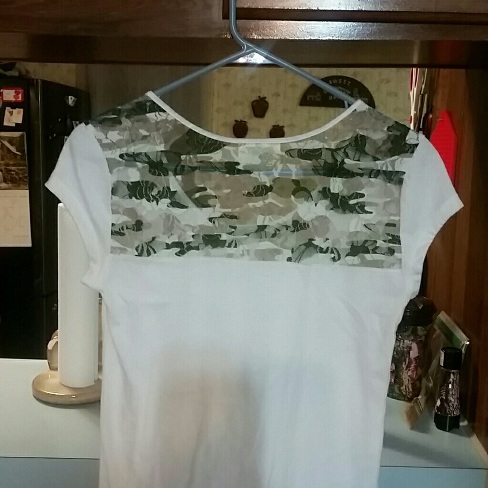Clothes - Picture 2 of 2