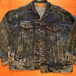 Vintage Acid Wash Levi Denim Jacket 🔥