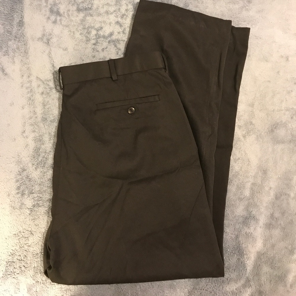 Braggi • Black Dress Pant • Size 36x29