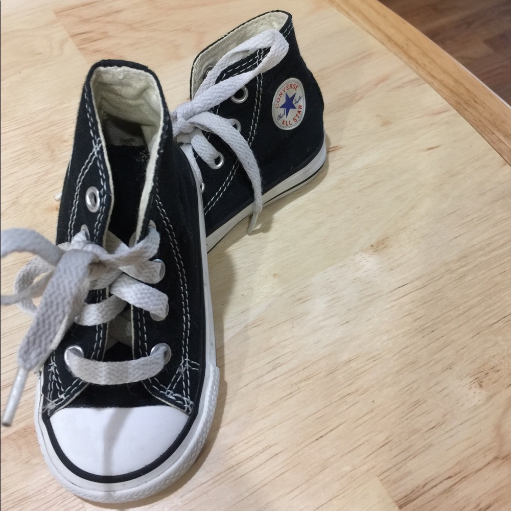 Converse toddler size 5
