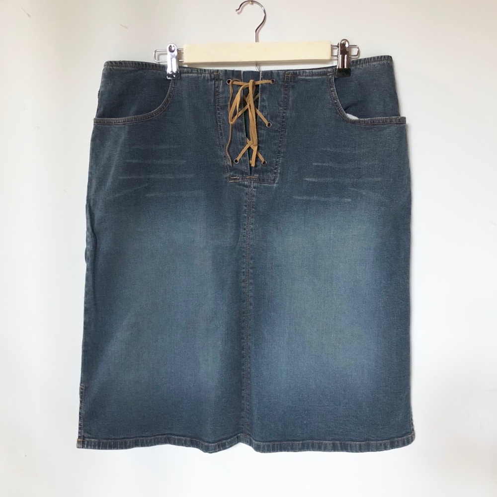 Denim skirt