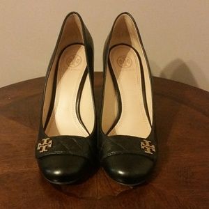 Tory Burch quilted wedges Size 9