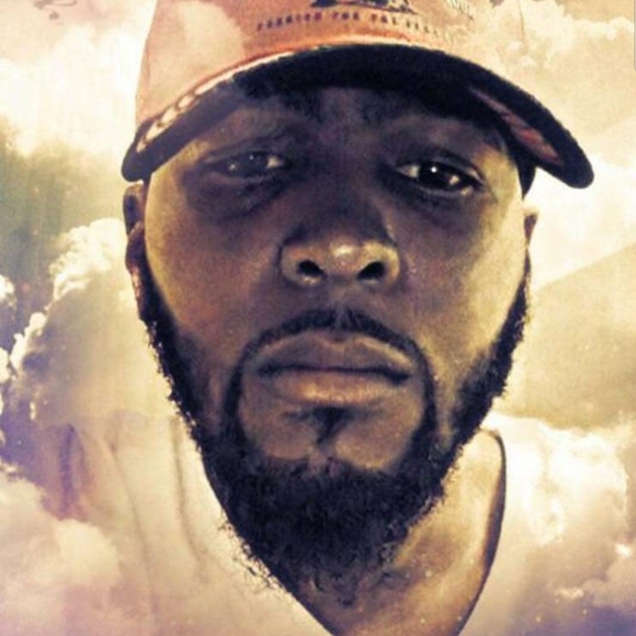 Meet your Posher, Rasheedah - Picture 1 of 1