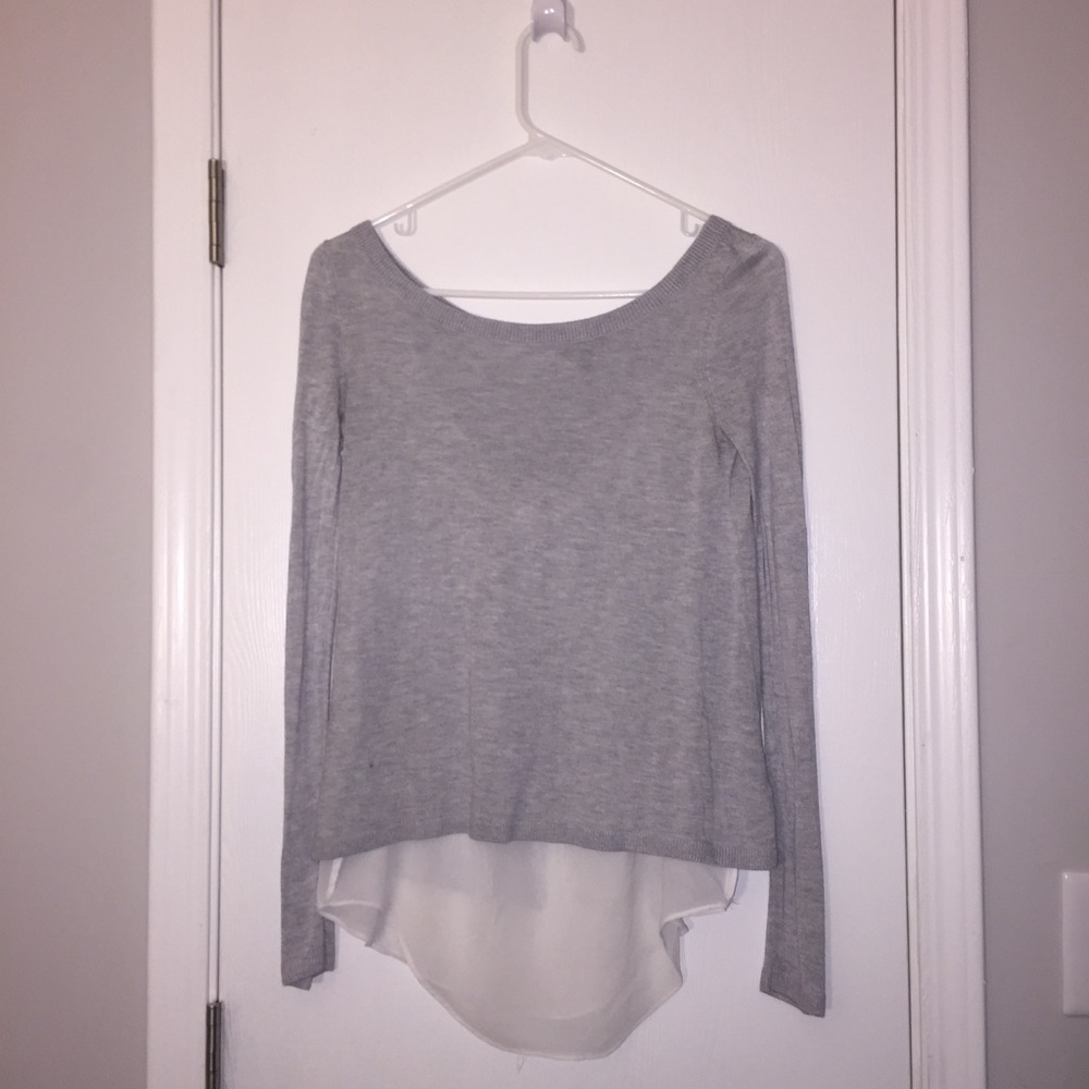 Long sleeve gray shirt!