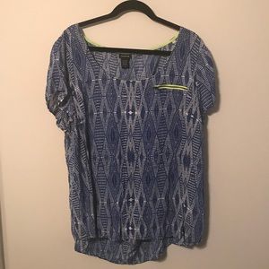 Plus Size Torrid 3 blue diamond print blouse